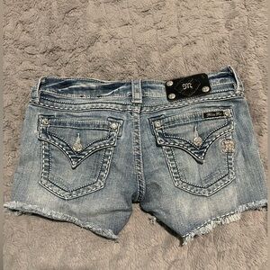 Miss me shorts size 28